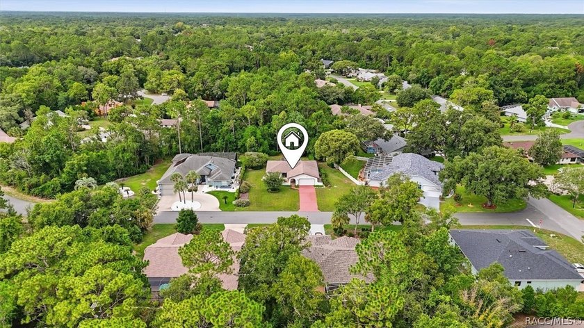From the moment you arrive, this beautifully maintained - photo 41