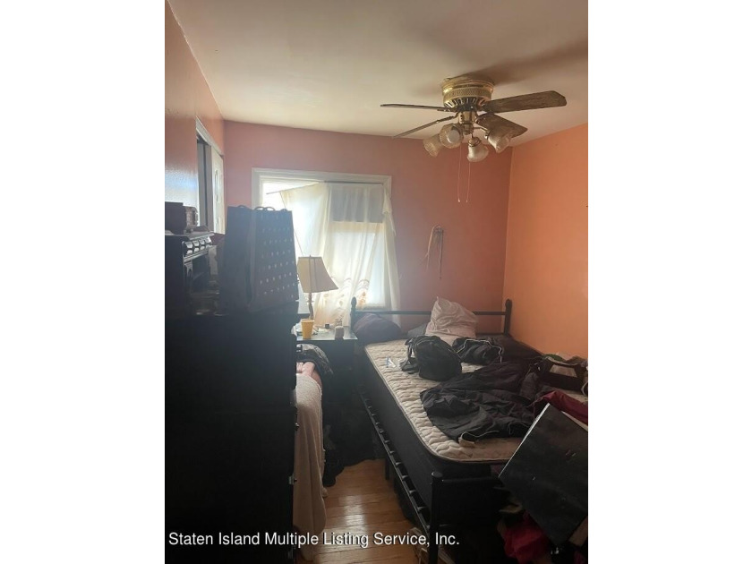 SHORT SALE SUBJECT TO 3RD PARTY APPROVAL. CASH OFFERS ONLY - photo 9