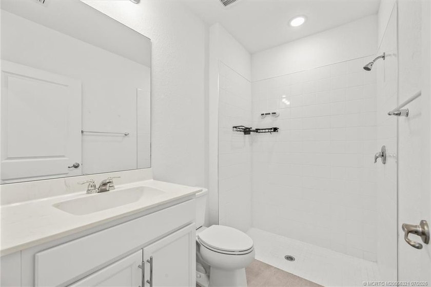 Immaculate Condition, Outstanding Value + an Amazing &amp; Versatile - photo 24