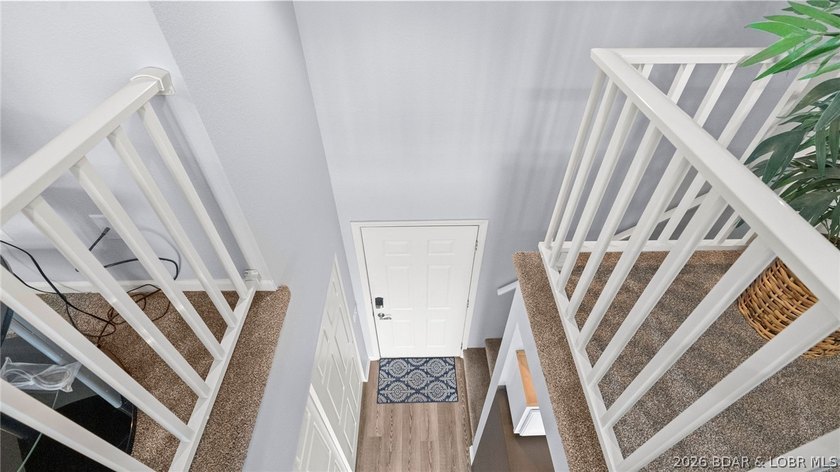 Welcome to this beautiful top-floor, turnkey condo in the heart - photo 47