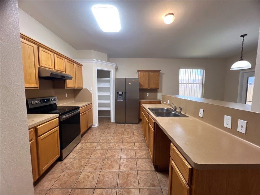 **Seller is offering a significant price reduction-don't miss - photo 5