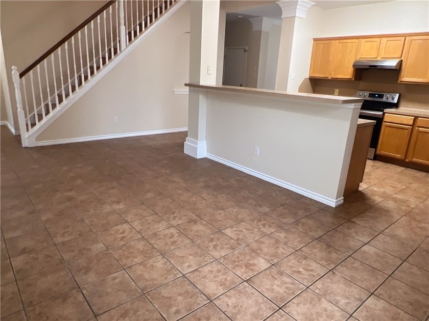 **Seller is offering a significant price reduction-don't miss - photo 6