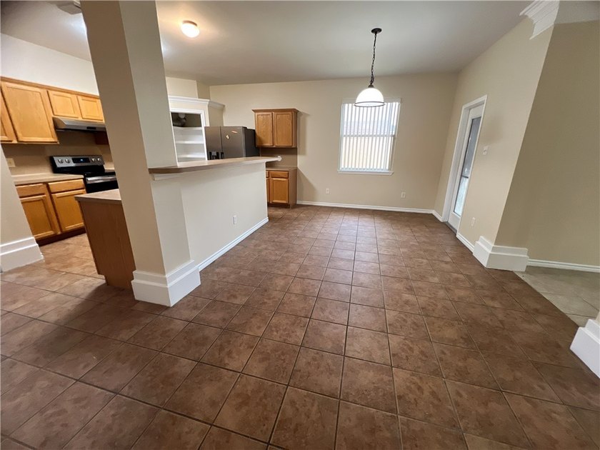 **Seller is offering a significant price reduction-don't miss - photo 7