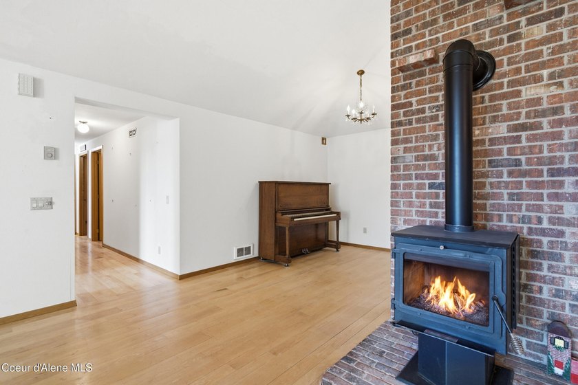 First time ever offered to the market! Situated on 11.23 private - photo 13