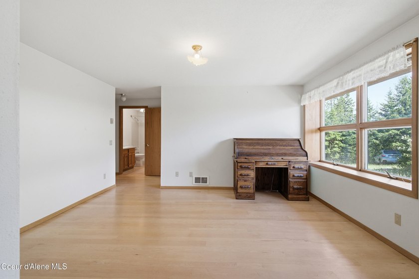 First time ever offered to the market! Situated on 11.23 private - photo 21