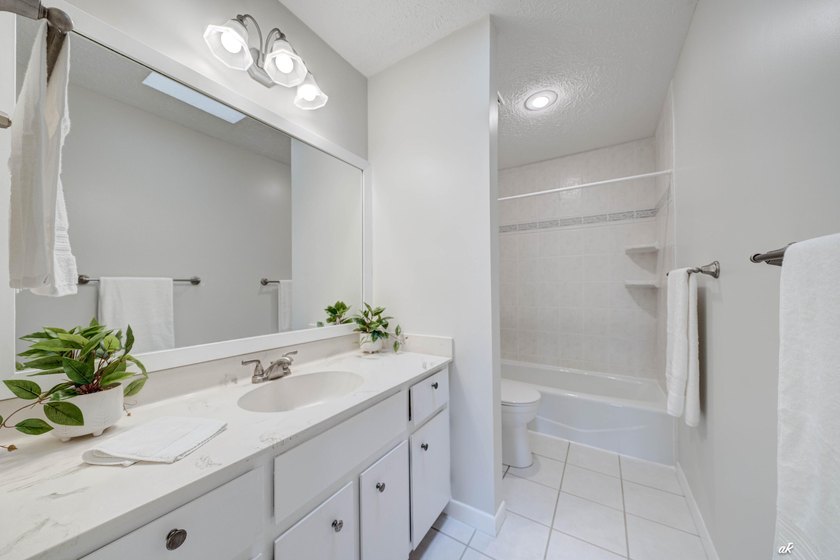 Welcome to 12302 Country Club Drive in the desirable Sandy Creek - photo 21
