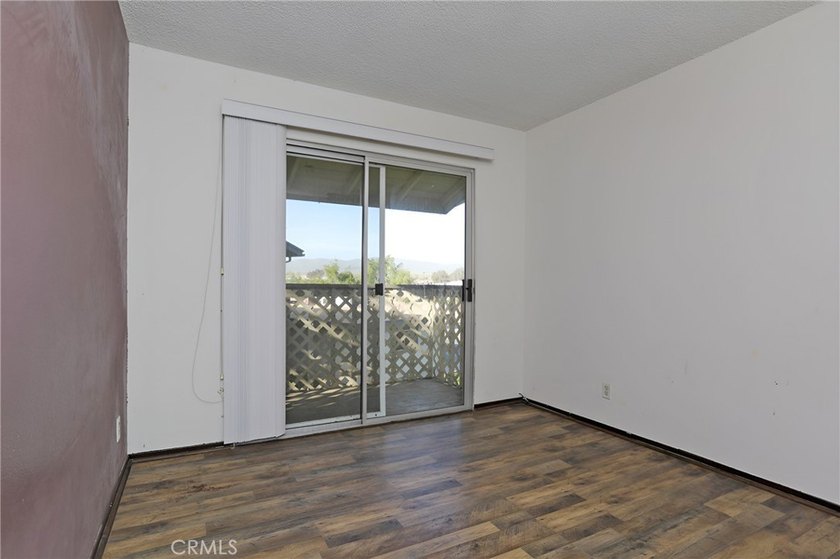 Welcome to Midtown Village! This 3-bedroom, 1.5-bath PUD offers - photo 22