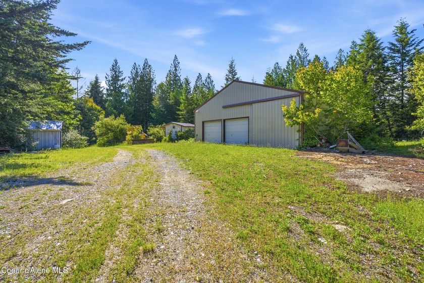 First time ever offered to the market! Situated on 11.23 private - photo 28