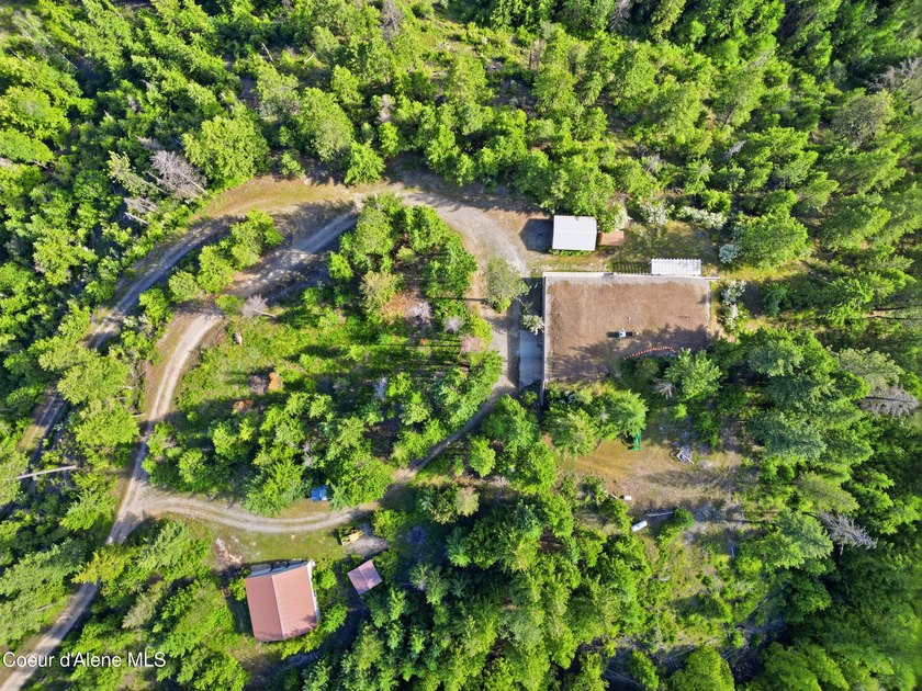 First time ever offered to the market! Situated on 11.23 private - photo 32