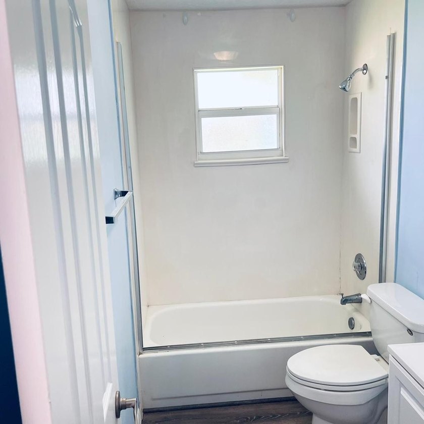 Don't mis out the opportunity to own this rare gem of 4 beds 2 - photo 9