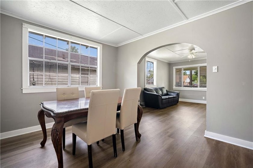 INVESTMENT OPPORTUNITY IN THE HEART OF MOBILE! This previously - photo 12