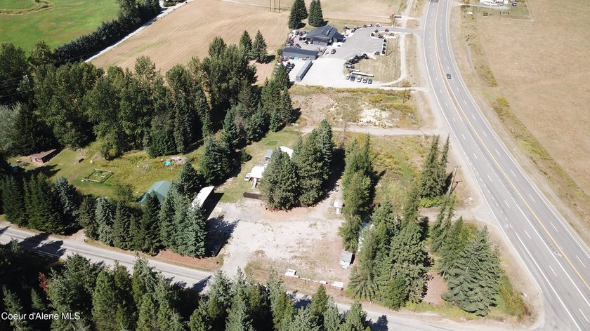 This property, offering over 3.50 acres of prime commercial land - photo 3