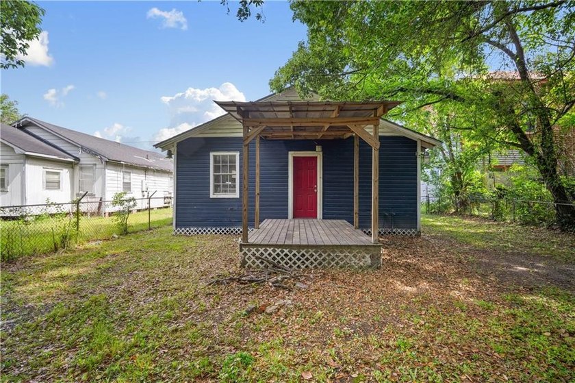 INVESTMENT OPPORTUNITY IN THE HEART OF MOBILE! This previously - photo 22