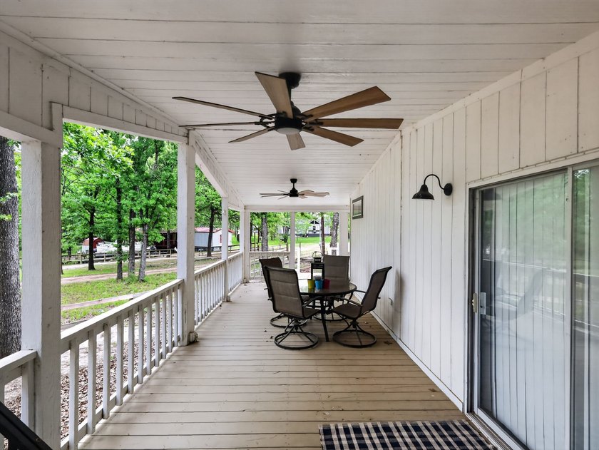 Opportunity awaits with this home in Quitman-seller prefers to - photo 2