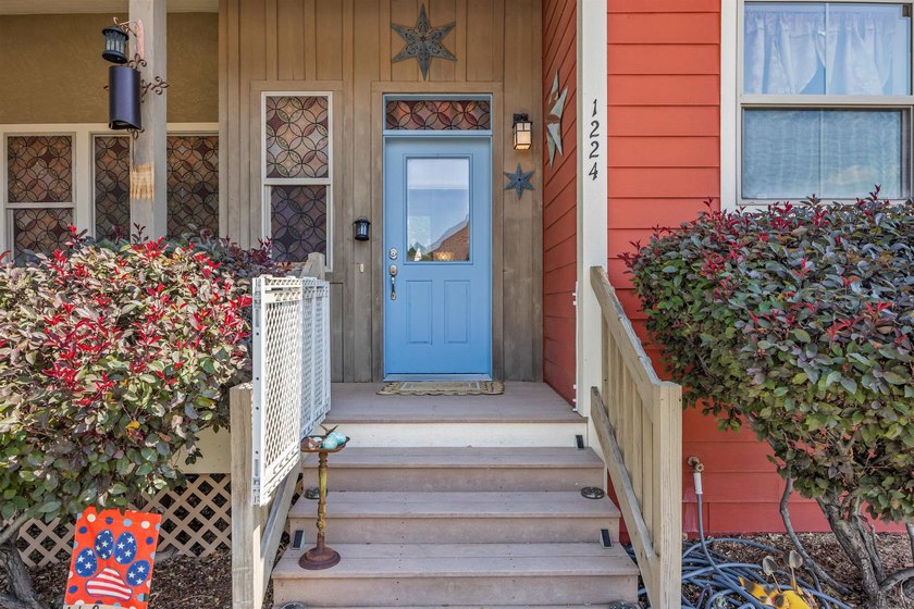Welcome to your dream home in the highly sought-after Stoney - photo 9