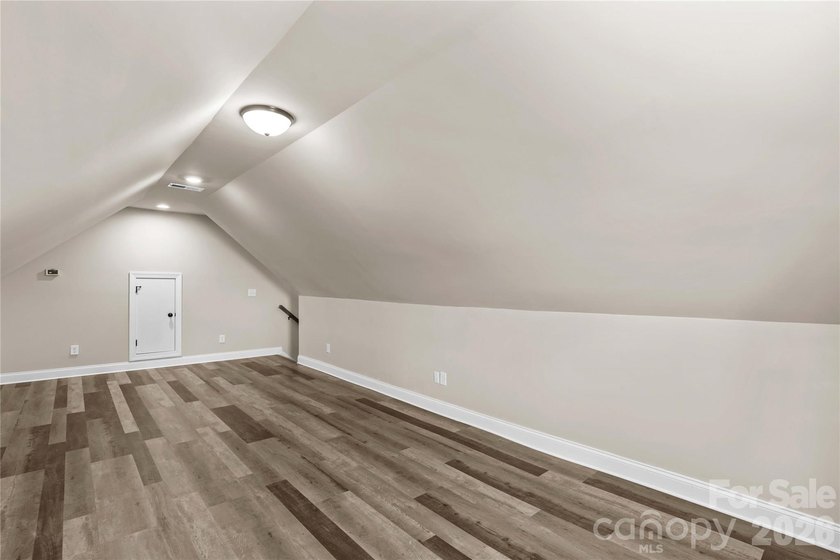 Built in 2020, this thoughtfully designed home combines modern - photo 22