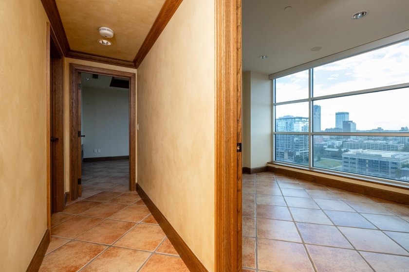 NEW PRICE$$$ Unique, French Country, Beautiful High Rise Condo - photo 14