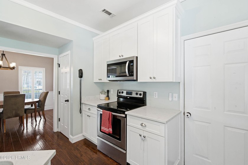 HIGHLY MOTIVATED SELLERS AND A NEW PRICE! PLUS SELLER IS - photo 15