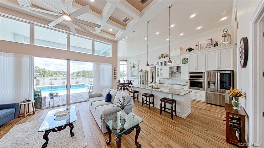 Welcome to waterfront living on one of Crystal River's most - photo 16