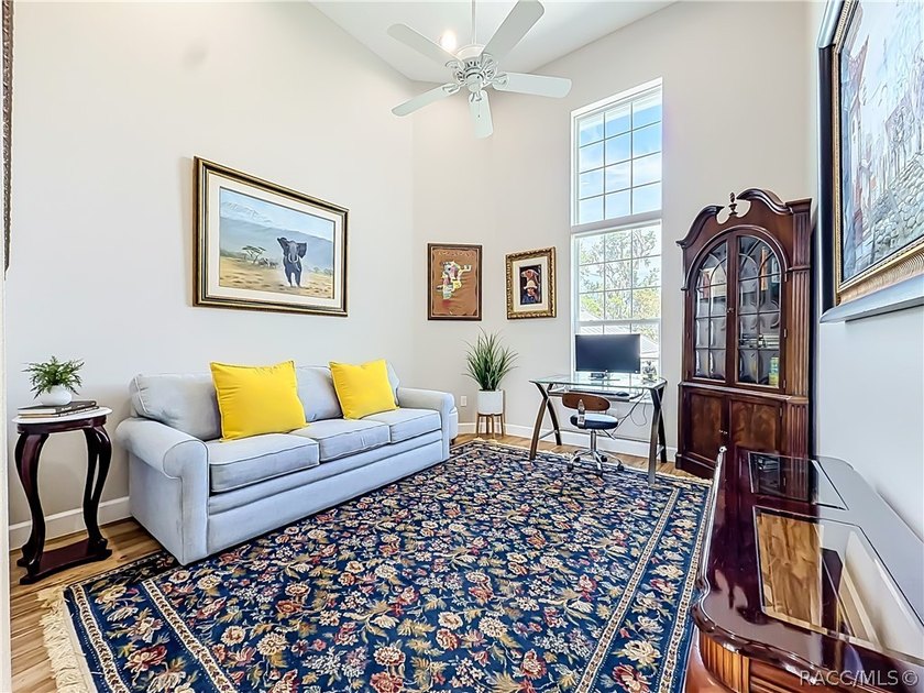 Welcome to waterfront living on one of Crystal River's most - photo 34