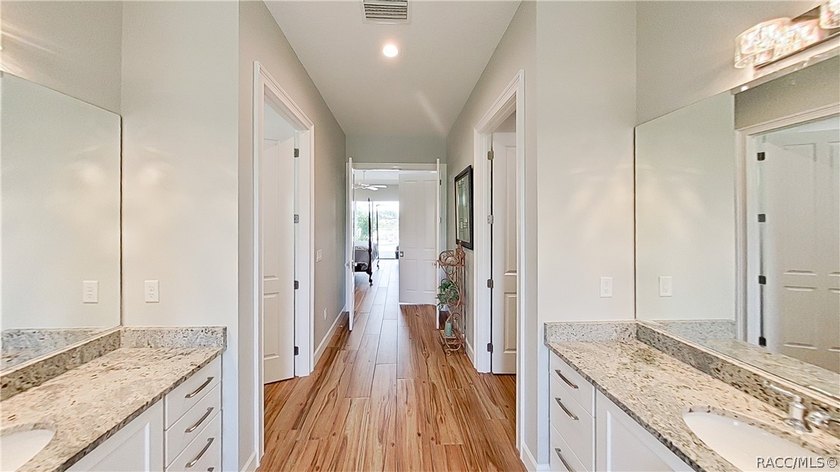 Welcome to waterfront living on one of Crystal River's most - photo 47