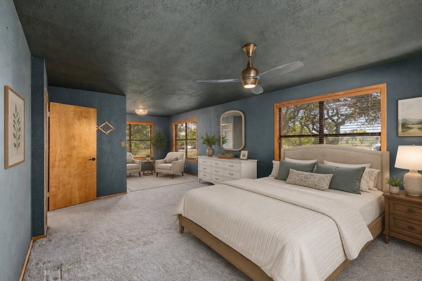 Highly desirable lakefront home on Mintons Draw at Lake - photo 22