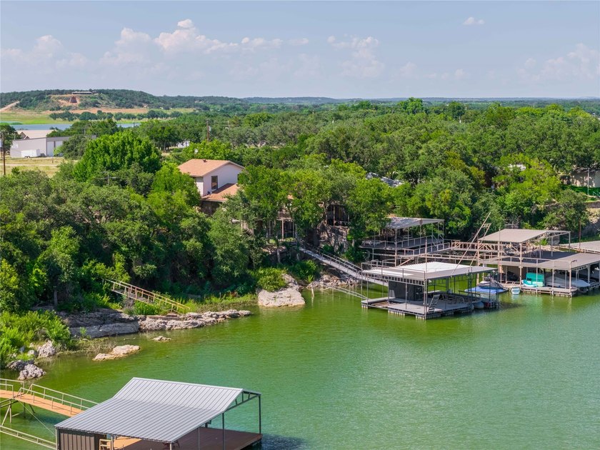 Highly desirable lakefront home on Mintons Draw at Lake - photo 34