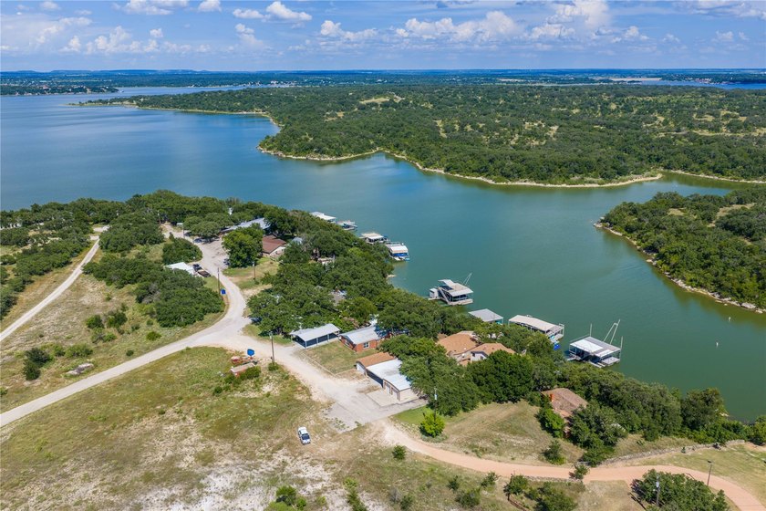 Highly desirable lakefront home on Mintons Draw at Lake - photo 37