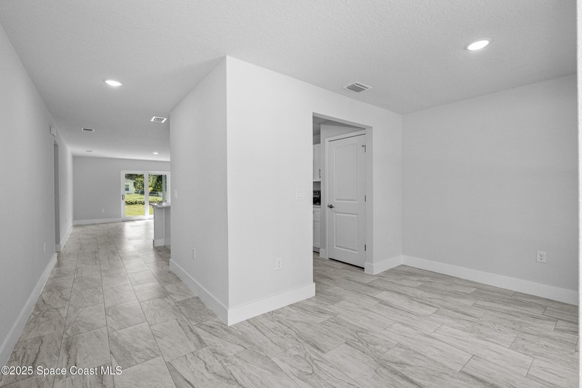 Welcome to your dream home: the Casabella model! This stunning - photo 6