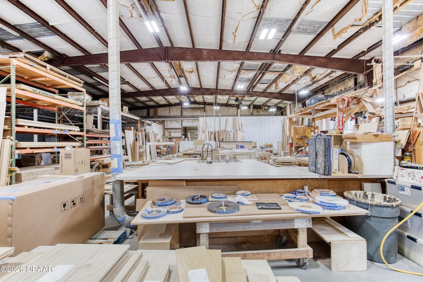 This offering consists of two adjacent warehouse buildings, each - photo 32
