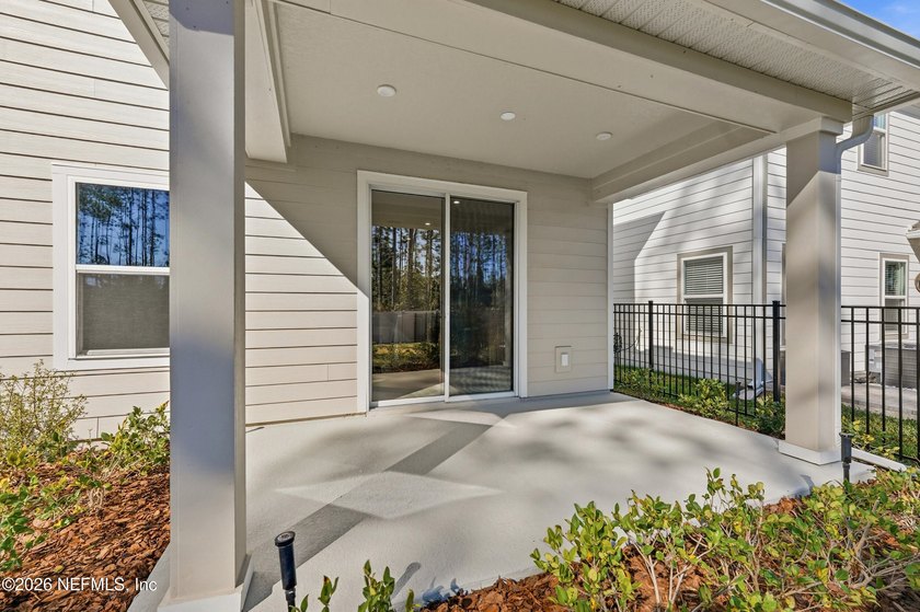 Why wait to build when this beautifully upgraded Glenridge - photo 33