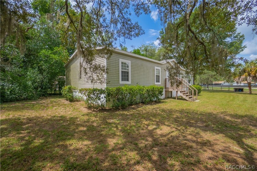 AFFORDABLE, UPDATED &amp; MOVE-IN READY! Looking for space - photo 33