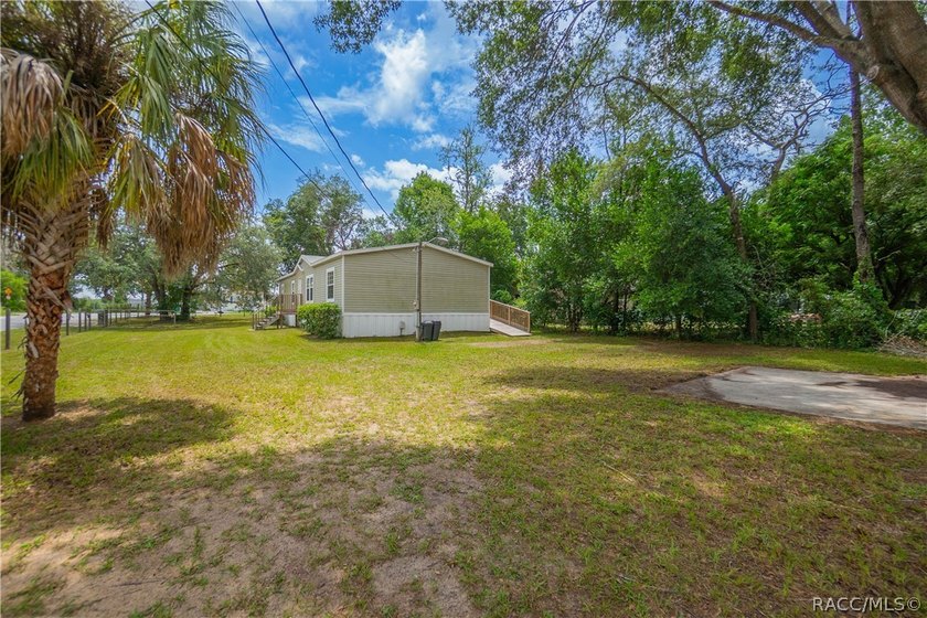 AFFORDABLE, UPDATED &amp; MOVE-IN READY! Looking for space - photo 37