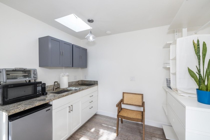 We are very pleased to present a truly unique residential - photo 38