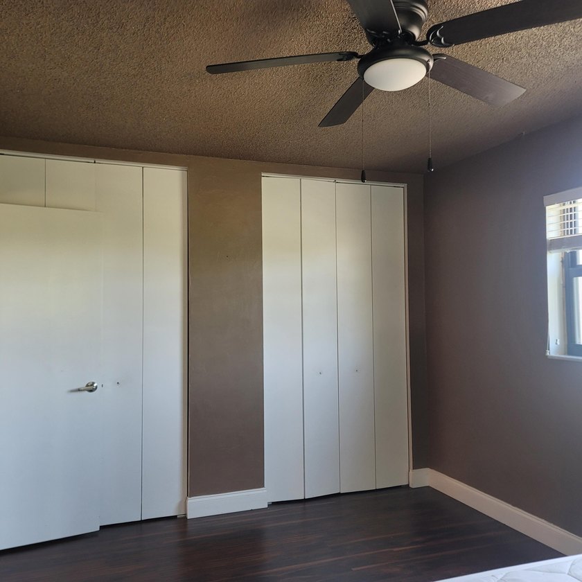Nice condo priced to sell,below comps. Beautifully remodeled - photo 15