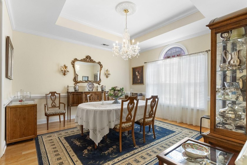 Welcome to this beautiful custom-built home that has been - photo 20