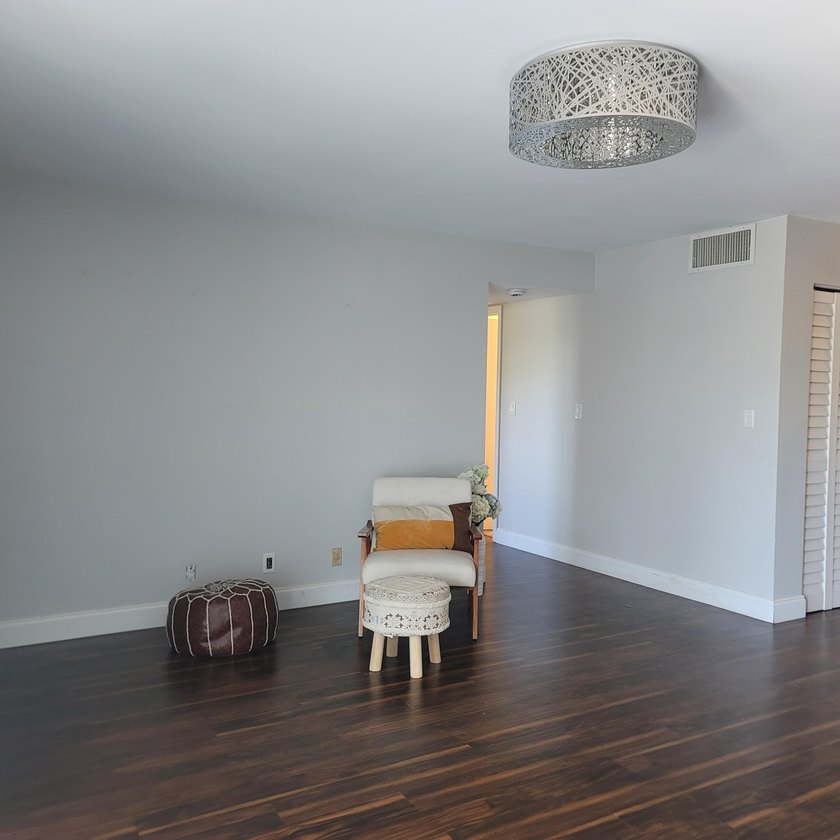 Nice condo priced to sell,below comps. Beautifully remodeled - photo 21