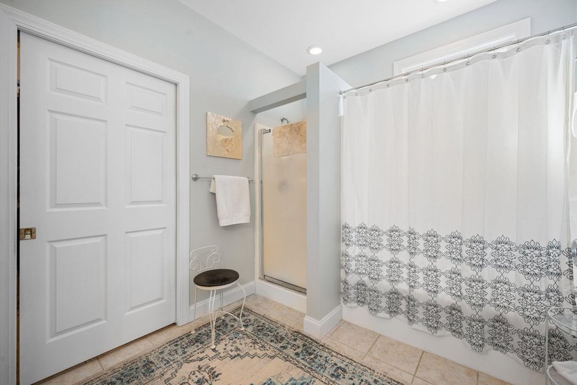 Welcome to this beautiful custom-built home that has been - photo 25