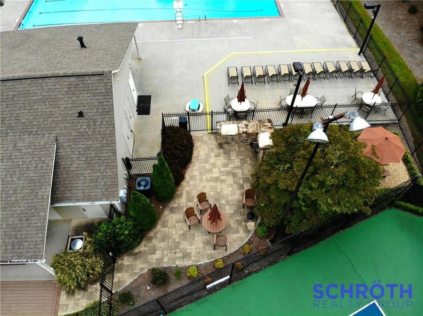 Lake lot. Cul-de-sac. Privacy. Chimney Lakes. One of the larger - photo 41