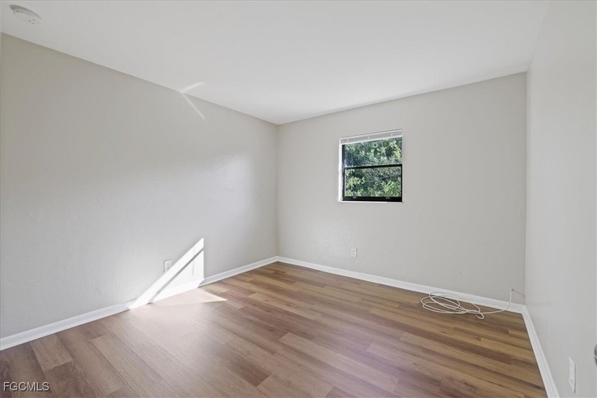 INVESTORS!! Income-producing duplex in Southwest Cape Coral with - photo 11