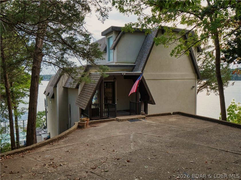 $25K CREDIT at closing toward replacements of your choice - photo 15