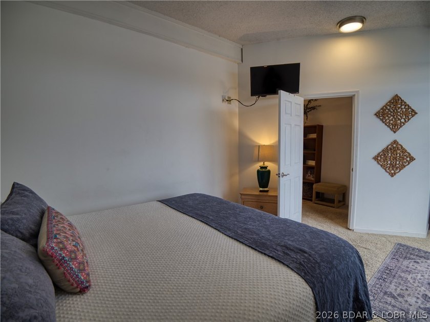 $25K CREDIT at closing toward replacements of your choice - photo 28