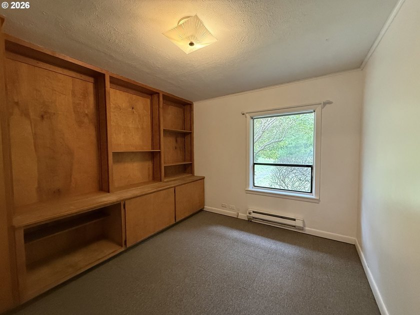 END OF ROAD PRIVACY!! Charming 3 bedroom 1 1/2 bath home located - photo 17
