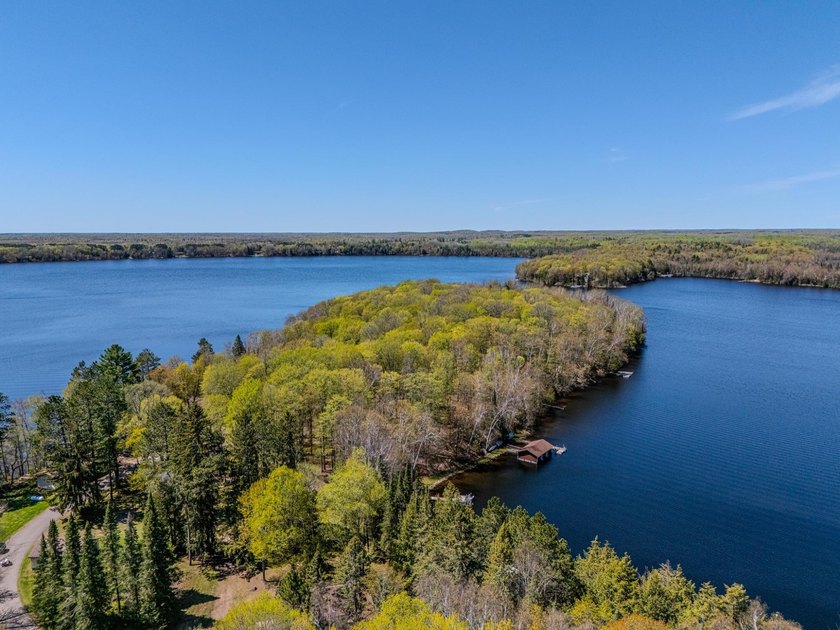Located on the picturesque shores of the sought-after Harris - photo 20
