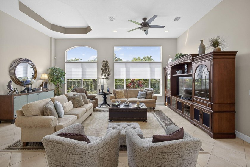 Great home, built in 2006, located in the most sought-after - photo 8
