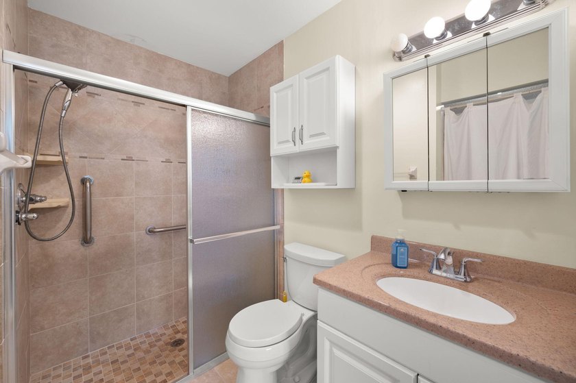 This 2/2 interior condo has the PERFECT location with a full - photo 20