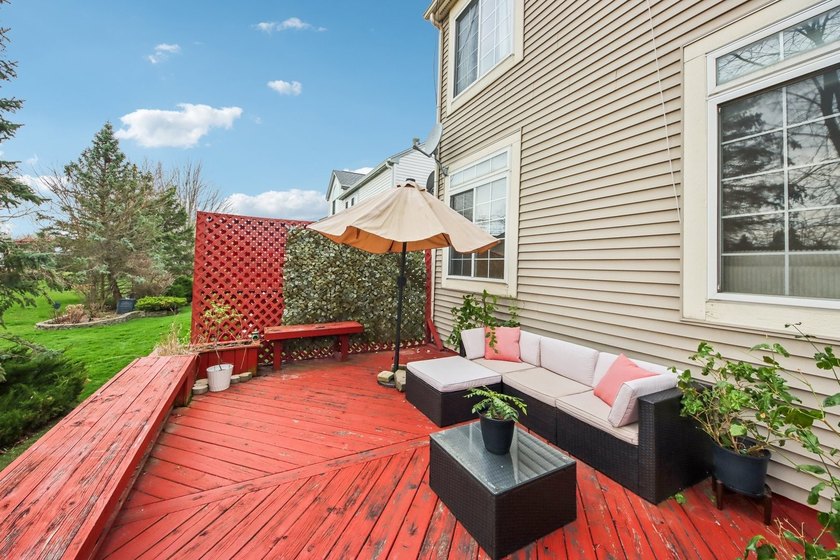 Experience premium golf course living in this meticulously - photo 22