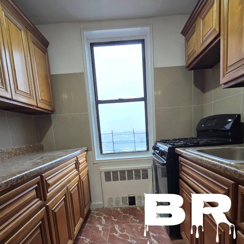 BACK ON THE MARKET! BROOKLYN TOP FLOOR COOP FOR SALE: MADISON - - photo 4