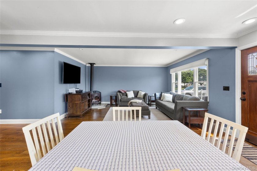 Welcome to this beautiful 3 bedroom home offering comfort, style - photo 13