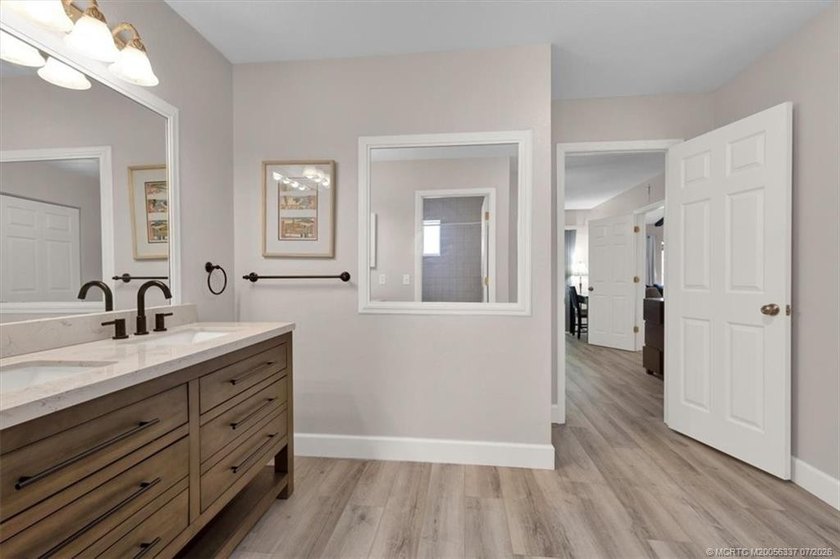 Located in gated community of Sandpiper Bay, this furnished - photo 31